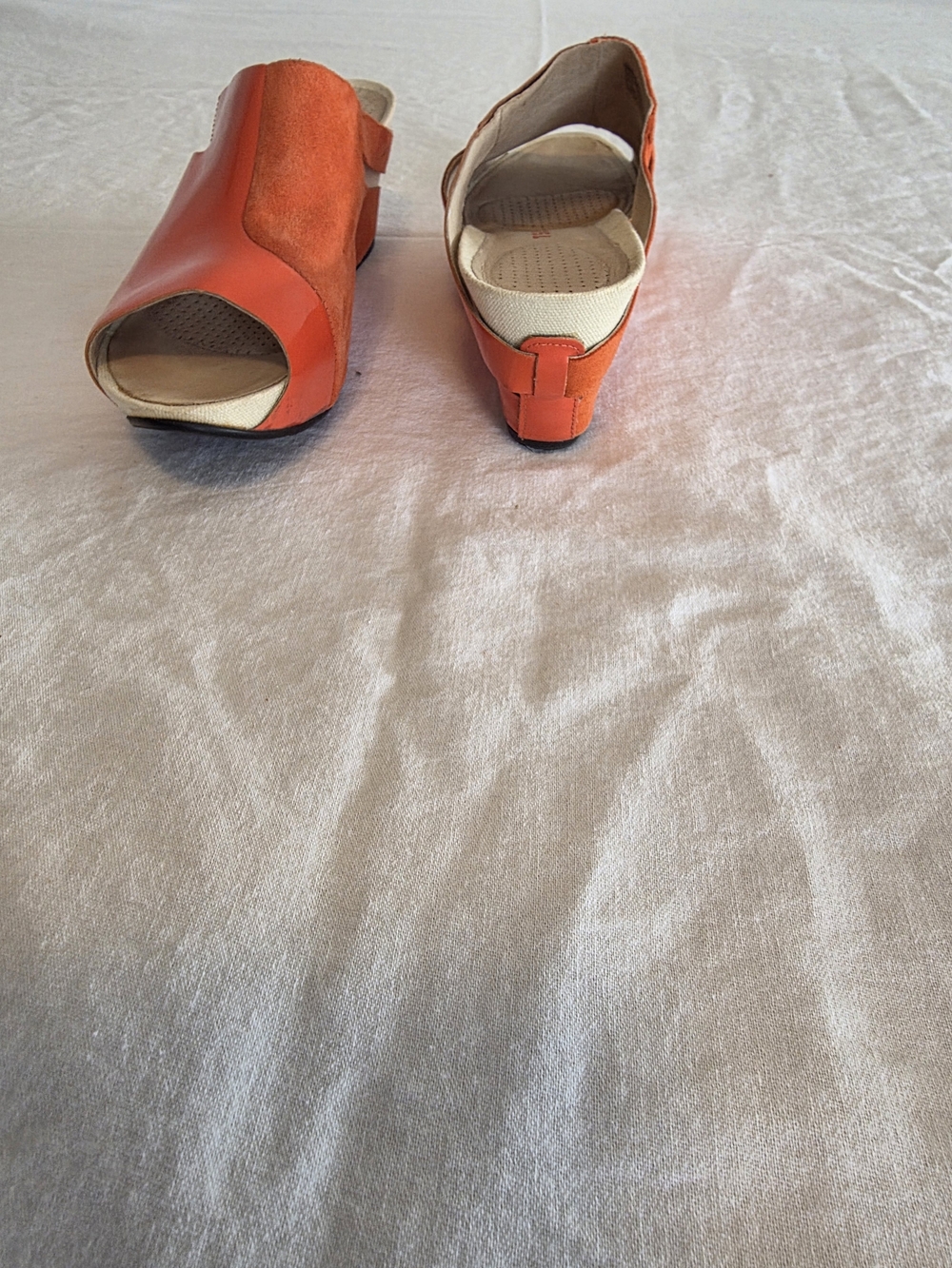 Tsubo Women's Orange Open-Toe Slide Sandals, Small Dark Spot On Left Top - Picture 4 of 5